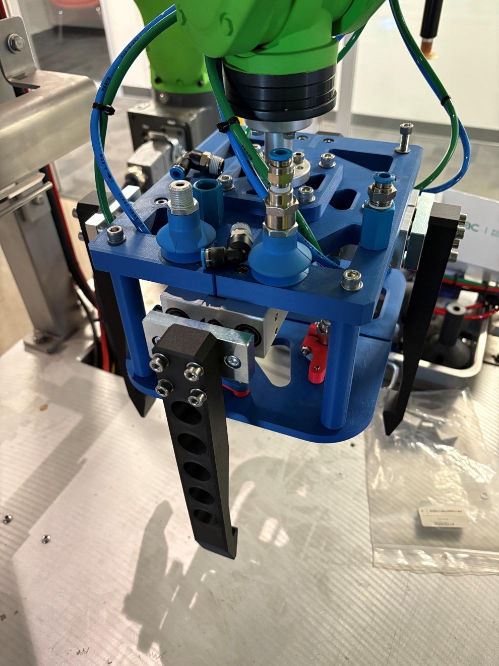3D printed robot tooling prototype